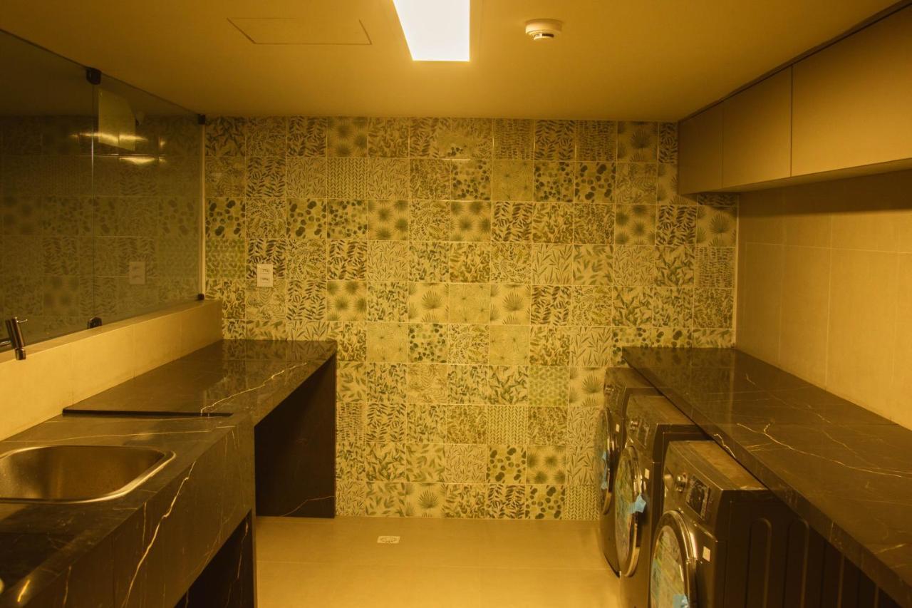 Apartamento Flat Novissimo A 40 Metros Do Mar