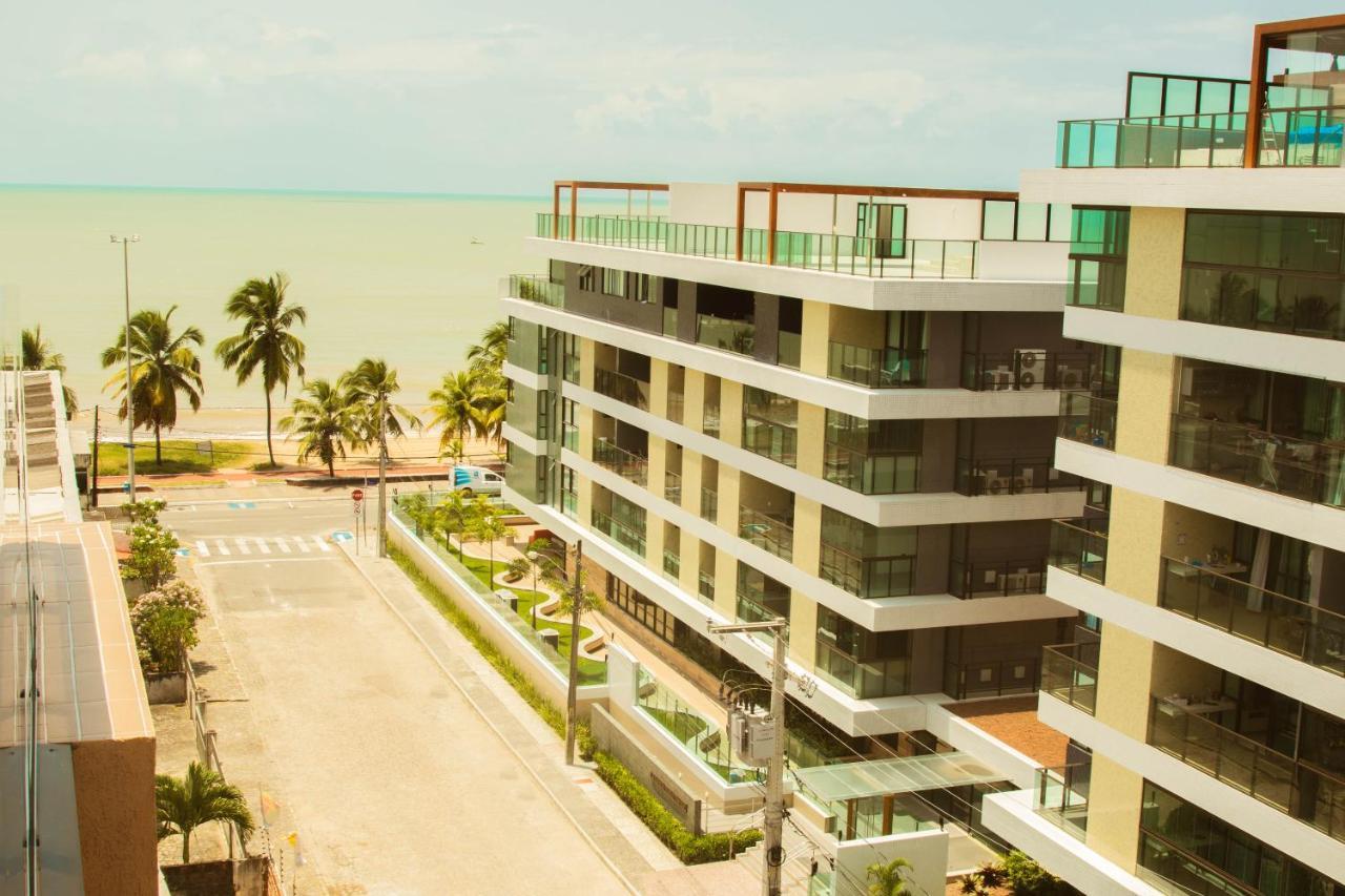 Apartamento Flat Novissimo A 40 Metros Do Mar